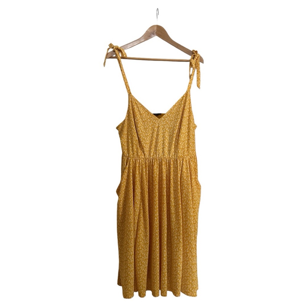 NWT Yellow Floral Torrid Dress